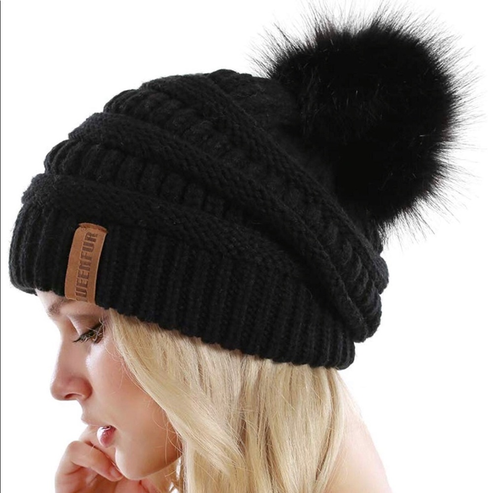 5⭐️ Rated Slouchy Knit PomPom Beanie